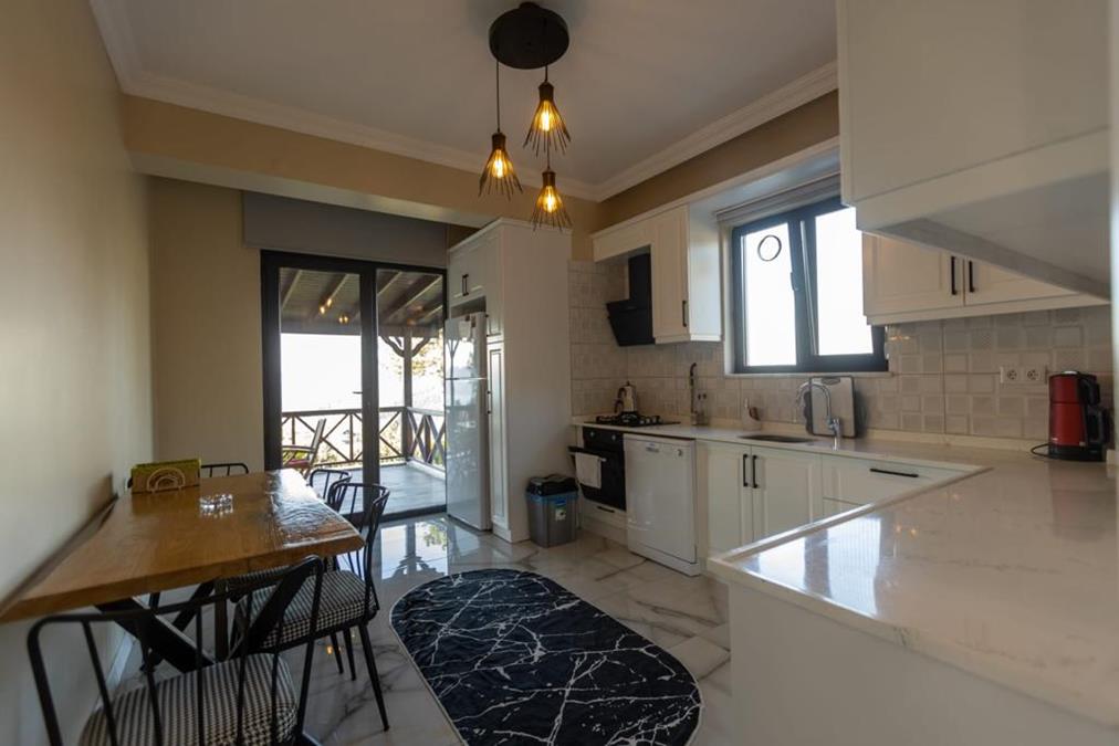 Sapanca Lakeview Villa