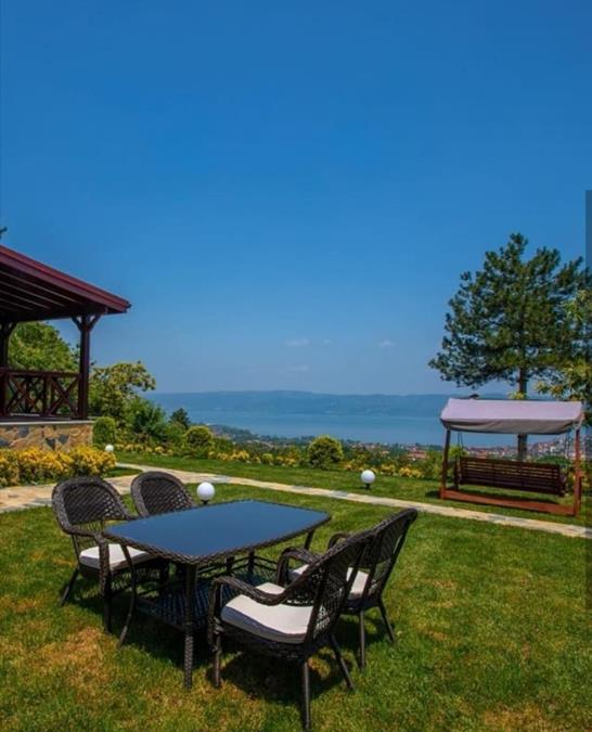 Sapanca Lakeview Villa