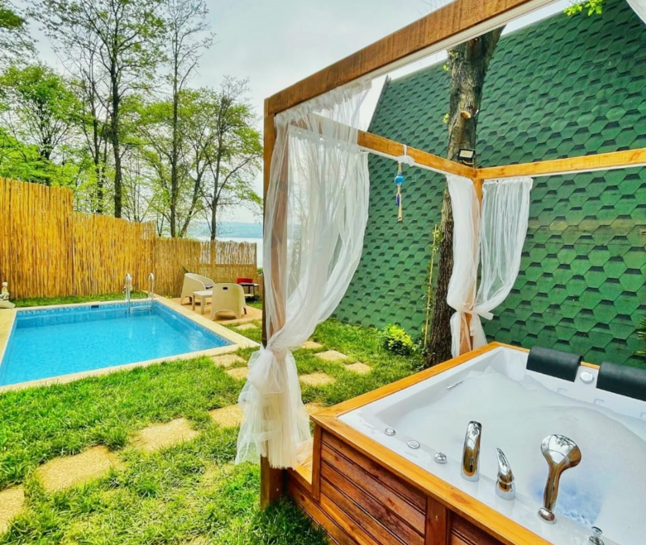 Sapanca Tree D Suit